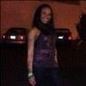 Meet your Posher, Alexis